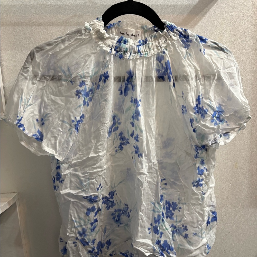 Bella Dahl Floral Ruffle Blouse - Blue and White